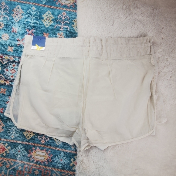 Old Navy High Waisted Wishbone Water Repellent 2 in 1 Run Shorts BNWT 3X - Picture 13 of 14